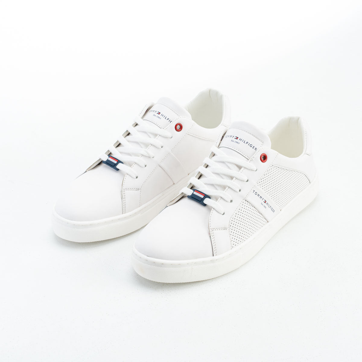 Tommy Sneakers