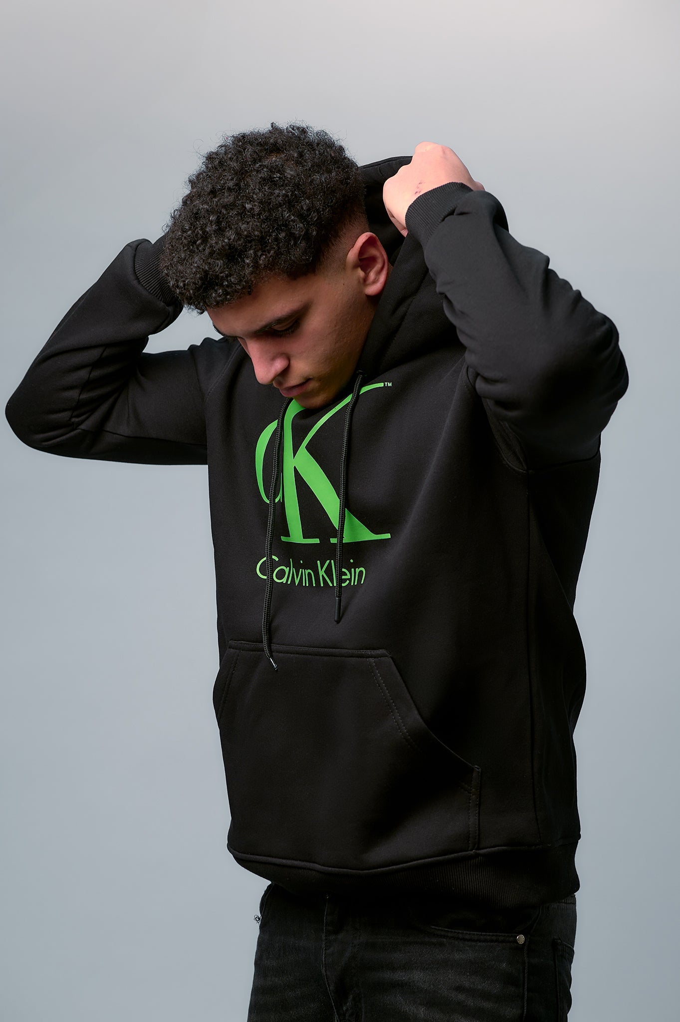 Calvin Klein Hoodie - NoirFashion